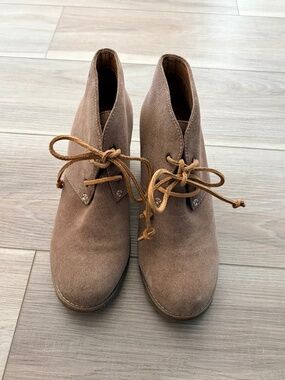 Sperry Wedge Suede Bootie | Light Brown Suede | Size 8